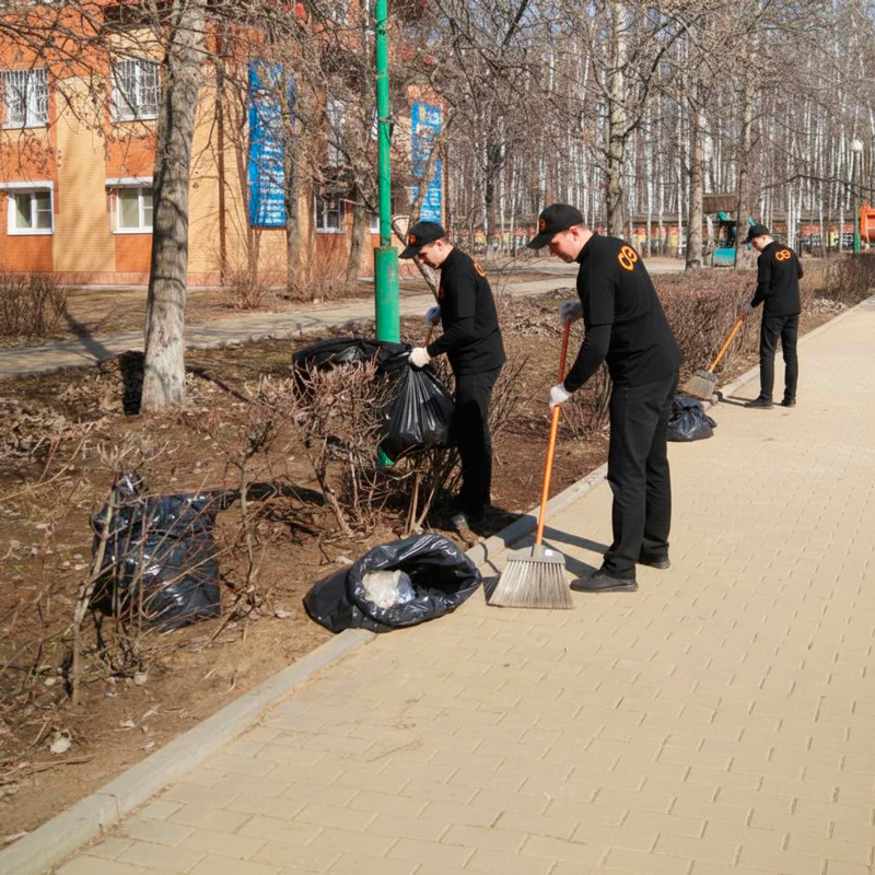 Уборка территории  в Михайловке